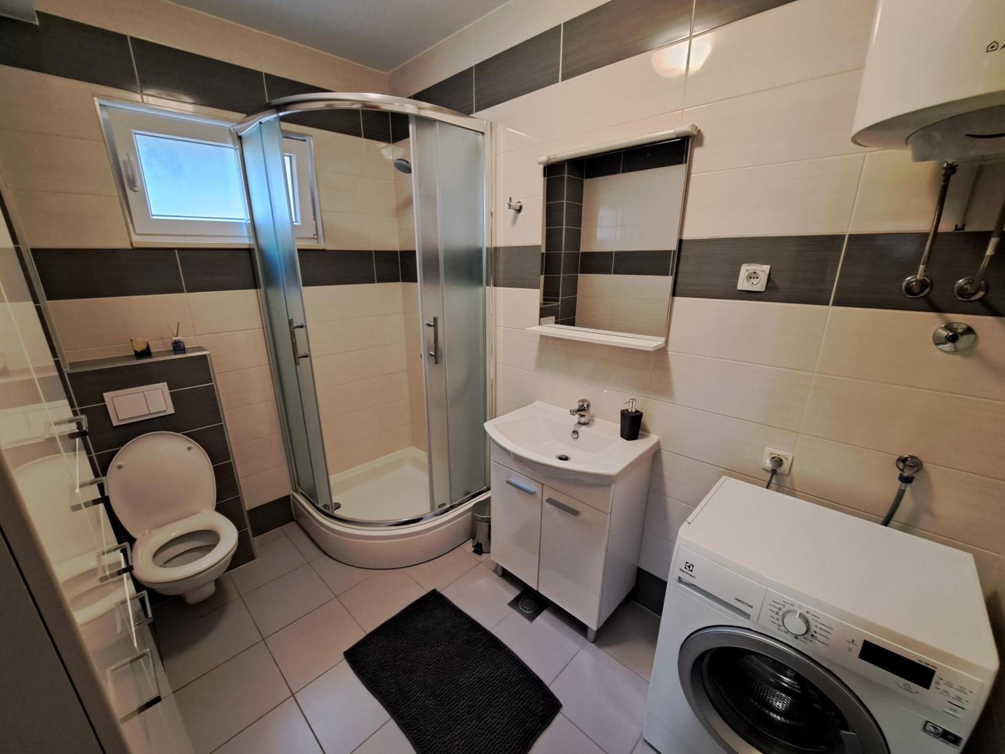 Apartment Charlie Комарна Екстер'єр фото