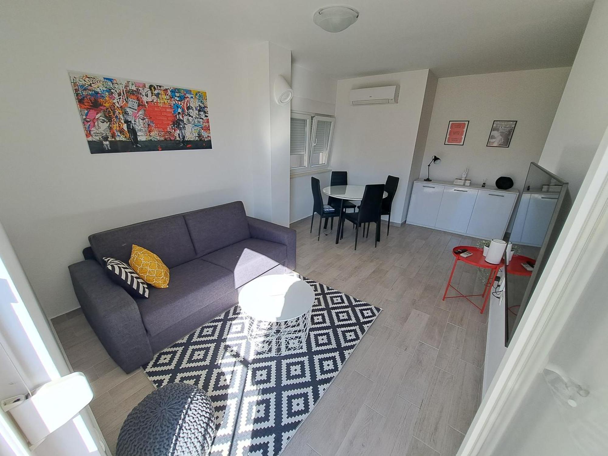 Apartment Charlie Комарна Екстер'єр фото
